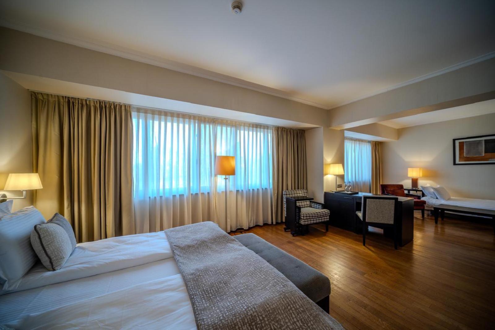 Hotel Rivo Тимишоара Экстерьер фото