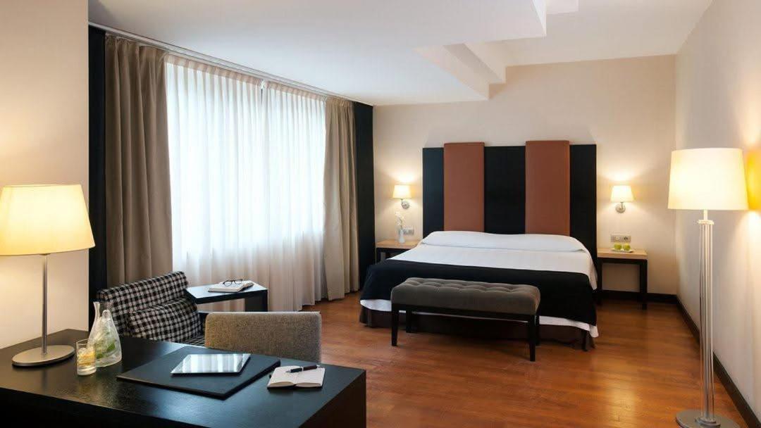 Hotel Rivo Тимишоара Экстерьер фото